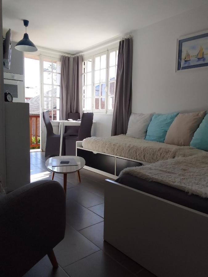 Les Cigognes Appartement *